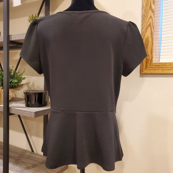 Black Cap Sleeve Top by sof  With Metal Accent - Picture 2 of 8